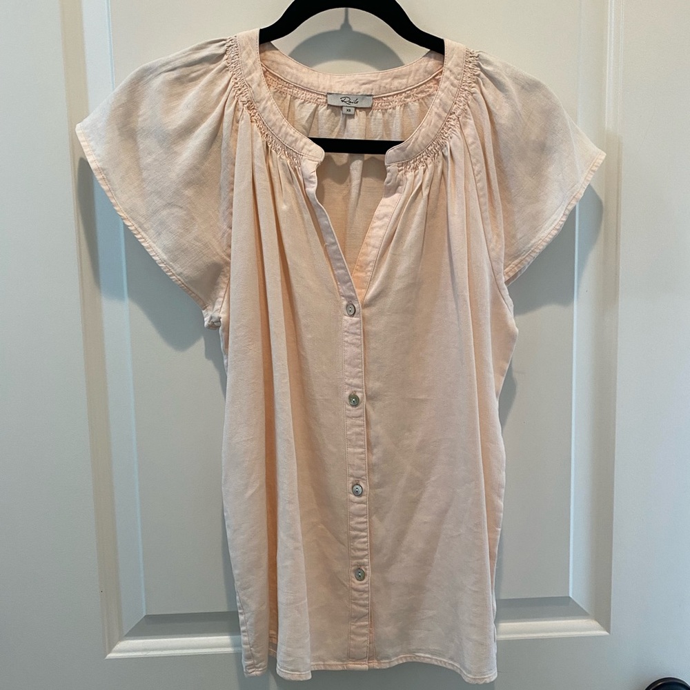 NWOT Rails Alena Split-Neck Top - Picture 8 of 11